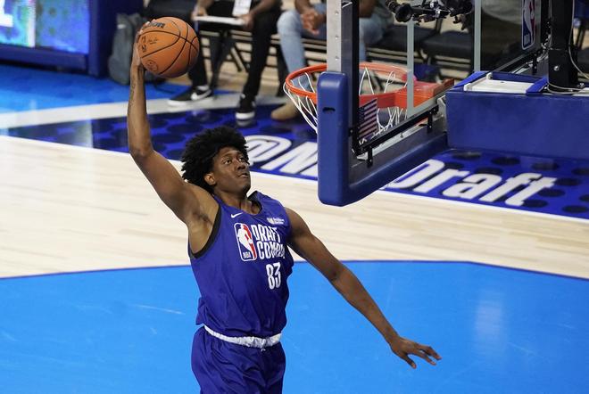 也折射了现 也折射了现