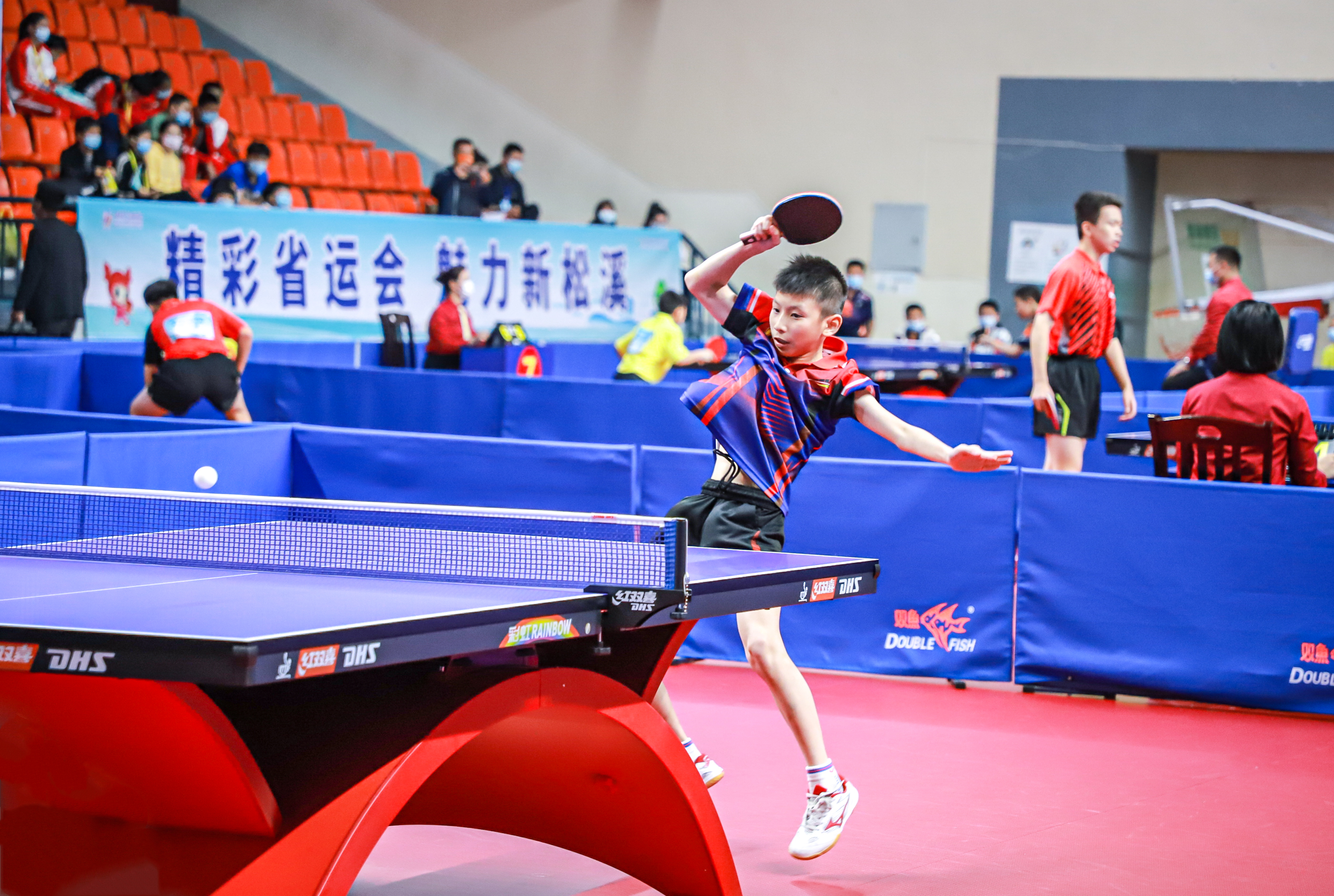 赛增添了许 赛增添了许