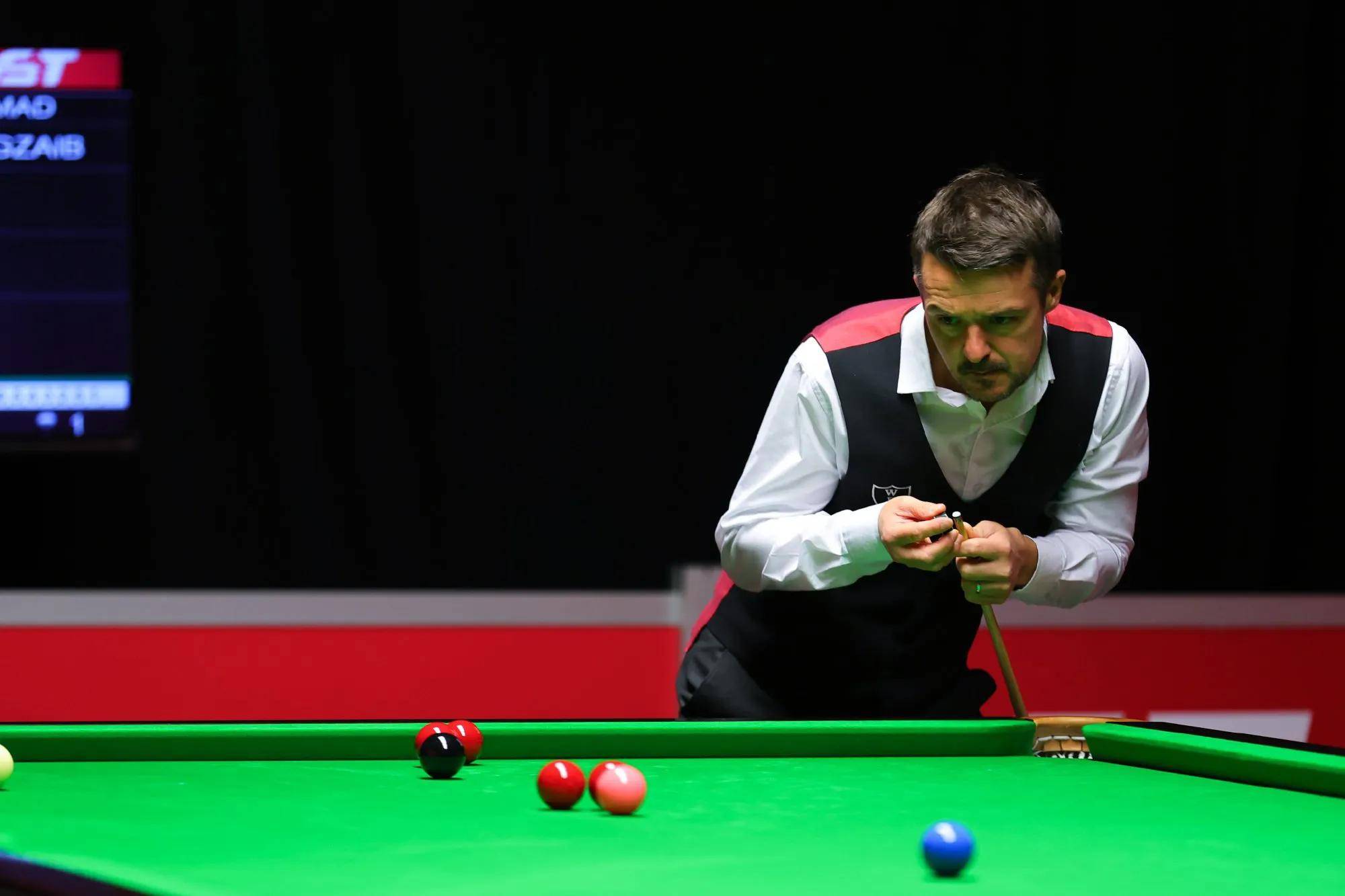 用他惊人的 用他惊人的