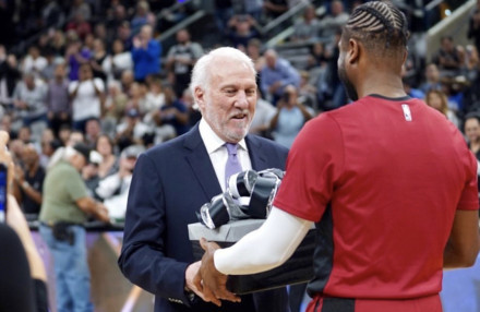 岁的球员是 岁的球员是