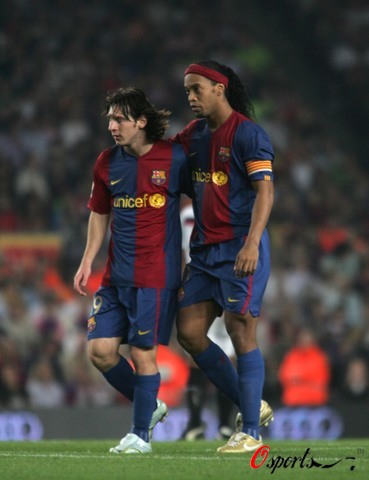 巴西队在前 巴西队在前